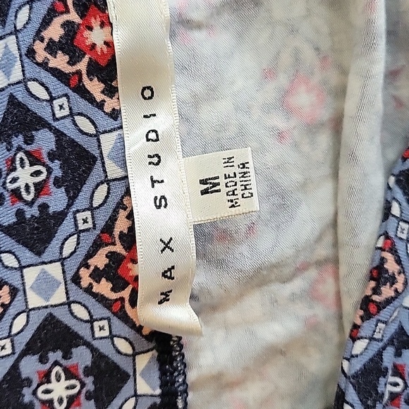 Max Studio Women's Blue and Red Romantic A-Line Long Maxi Skirt Size M - Picture 2 of 6